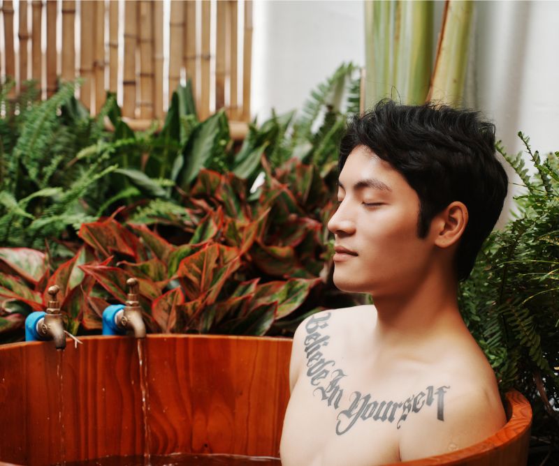 Bí quyết xông ngải cứu cải thiện sức khỏe an toàn | hiệu quả | Lotus Spa
